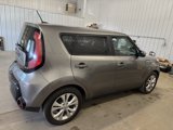 Used 2016 Kia Soul + image 4