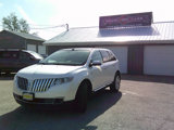 Used 2012 Lincoln MKX FWD image 2
