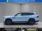 New 2025 Volkswagen Atlas Peak Edition SE image 4