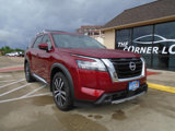 Used 2023 Nissan Pathfinder Platinum image 2