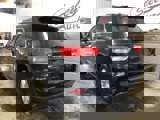 Used 2018 Jeep Grand Cherokee Laredo image 3