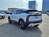 New 2025 Nissan Kicks SR image 3