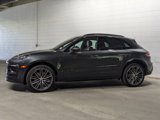 Used 2025 Porsche Macan image 2