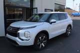 New 2025 Mitsubishi Outlander SE image 3