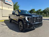 Used 2024 GMC Sierra 2500 Denali Ultimate image 3