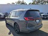 New 2025 Chrysler Pacifica Limited image 3