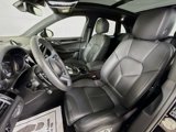 Used 2025 Porsche Macan image 5
