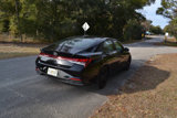 Used 2022 Hyundai Elantra SEL image 6