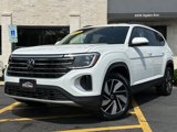 Used 2024 Volkswagen Atlas SE image 2