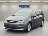 Used 2022 Chrysler Voyager LX image 3