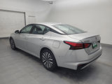 Used 2023 Nissan Altima 2.5 SV image 5
