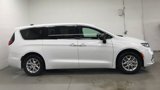 New 2025 Chrysler Pacifica Select w/ Uconnect Theater Family Group image 4