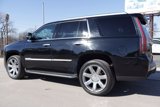 Used 2016 Cadillac Escalade Luxury image 6