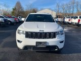 Used 2021 Jeep Grand Cherokee Laredo image 2