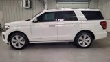 Used 2023 Ford Expedition Platinum image 3