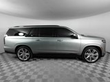 Used 2025 Cadillac Escalade ESV Sport Platinum image 4