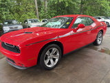 Used 2020 Dodge Challenger SXT image 2