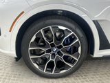New 2025 BMW X7 M60i image 4