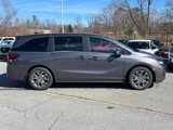 New 2025 Honda Odyssey Touring image 2
