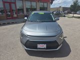 Used 2023 Kia Niro LX image 2