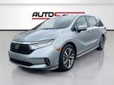 Used 2024 Honda Odyssey Touring image 3