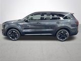 Used 2024 Kia Sorento S image 2