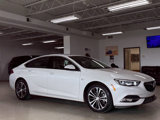 Used 2020 Buick Regal Essence image 3