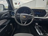 Used 2024 Chevrolet Trax LT image 2