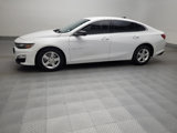 Used 2022 Chevrolet Malibu LS image 2