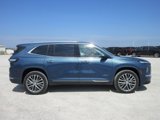 New 2026 Buick Enclave Avenir image 3