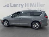 New 2025 Chrysler Pacifica Pinnacle image 5