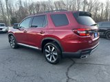 New 2025 Honda Pilot Touring image 3