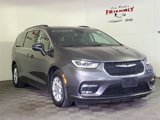 Used 2022 Chrysler Pacifica Touring-L image 2