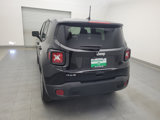 Used 2023 Jeep Renegade Latitude image 6