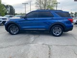 Used 2022 Ford Explorer XLT w/ Equipment Group 202A image 6