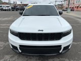 Used 2023 Jeep Grand Cherokee L Laredo image 2