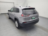 Used 2019 Jeep Cherokee Latitude w/ Popular Appearance Group image 5