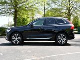 Used 2023 Volvo XC60 B5 Plus image 4