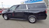 Used 2022 Chevrolet Suburban LT w/ Luxury Package image 6