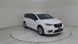 New 2025 Chrysler Pacifica Select image 3
