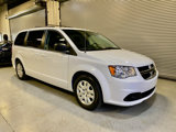 Used 2018 Dodge Grand Caravan SE image 4