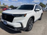 Used 2025 Honda Pilot Touring image 3