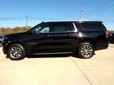 Used 2022 Chevrolet Suburban LT w/ Luxury Package image 2
