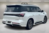 New 2025 INFINITI QX80 Luxe image 2