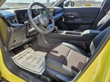 New 2025 Nissan Kicks SR image 4