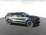 Used 2024 Kia Sorento S image 2