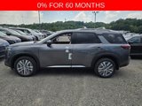 New 2025 Nissan Pathfinder Platinum image 2