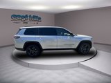 Used 2022 Jeep Grand Cherokee L Laredo image 2