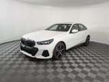 Used 2025 BMW 530i w/ M Sport Package image 3