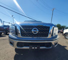 Used 2018 Nissan Titan SV image 3